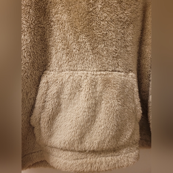 H&M women fur hoodie A6 - Picture 3 of 6